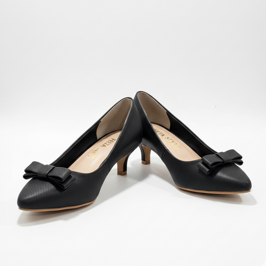 Onyx Bow Women Court Shoes 648-7