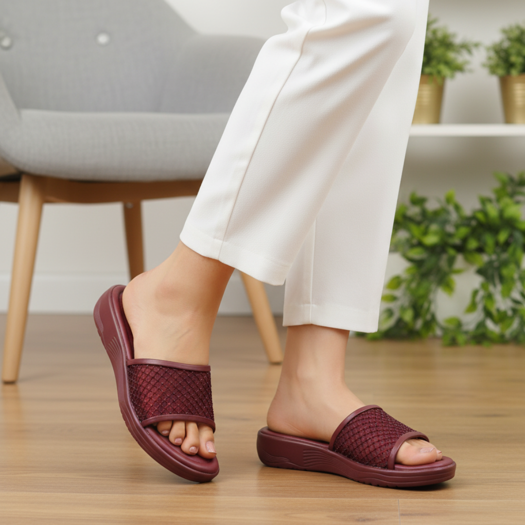 Everyday Slides - 485 Maroon