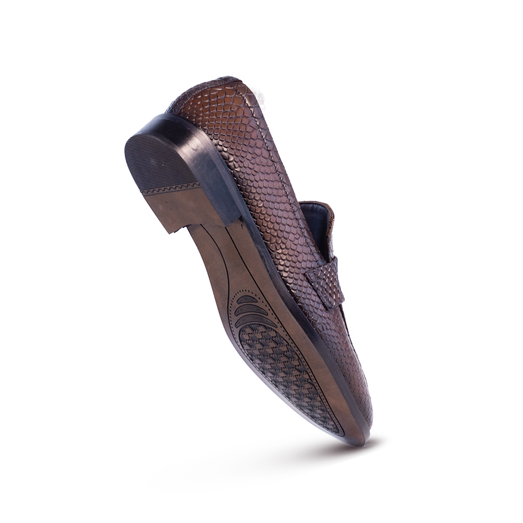 Men Slip On Shoes 2052-8 Brown